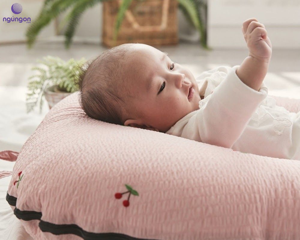 Làm sao để lựa chọn đệm chống trào ngược dành cho bé