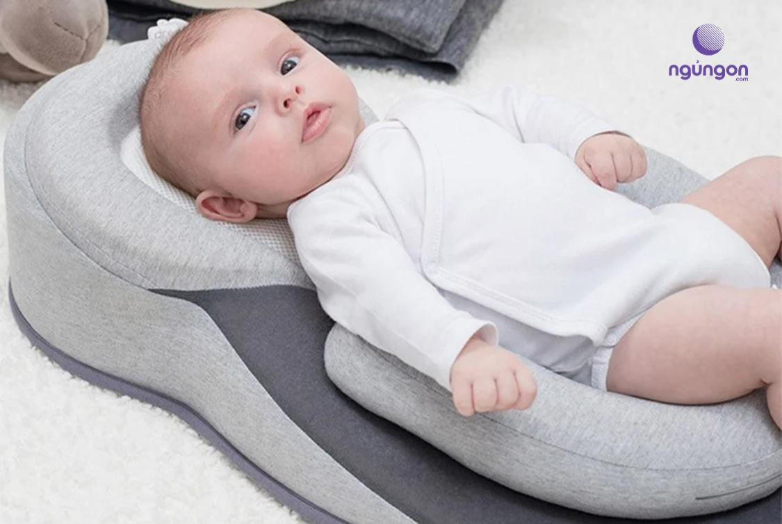 Có nên sử dụng nệm chống trào ngược dành cho bé