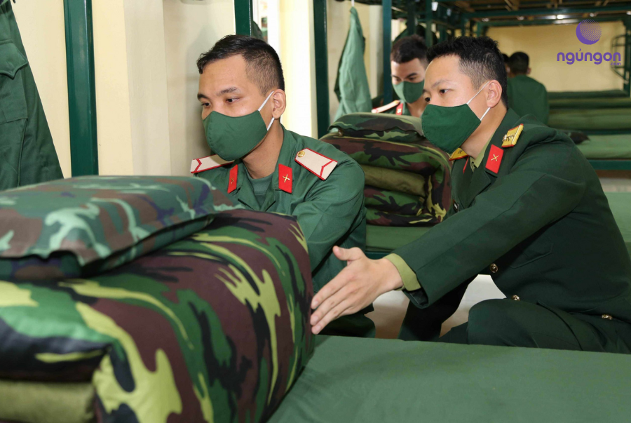 Gấp chăn quân đội chuẩn bị những gì?
